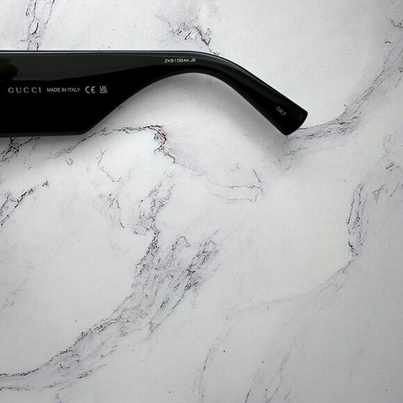 New GUCCI Sunglasses - Picture 14 of 16